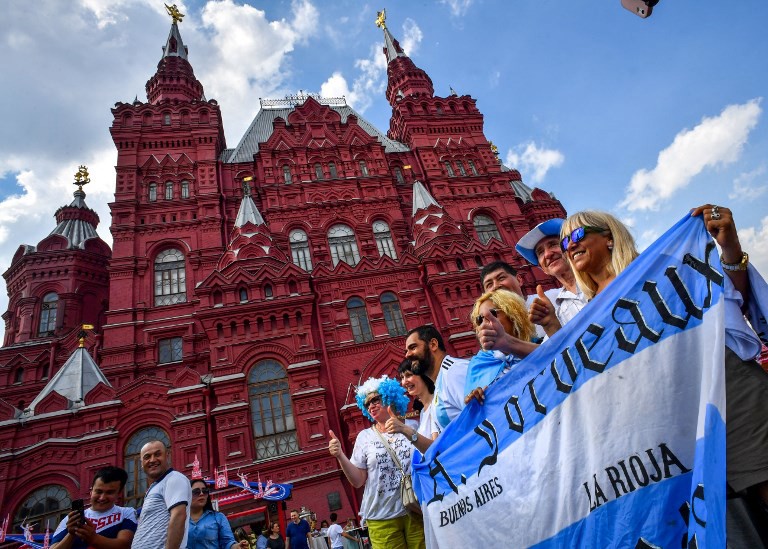Detuvieron a dos argentinos por volar un dron en la Plaza Roja | Rusia 2018
