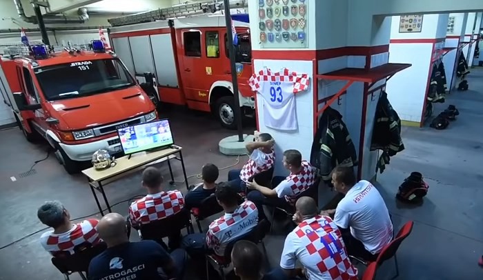 Video viral: la reacción de los bomberos croatas cuando suena la alarma en la definición por penales contra Rusia | Rusia 2018