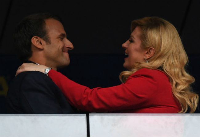 El beso de Macron a la presidenta de Croacia que arrasó en redes sociales | Rusia 2018