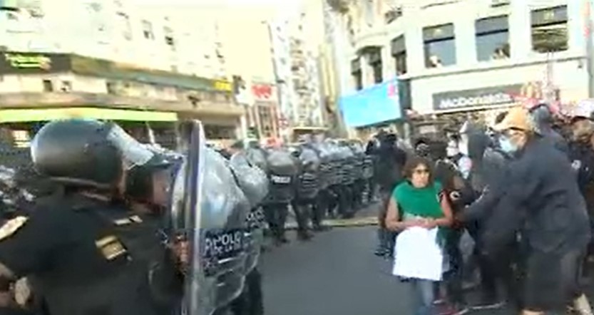Reforma laboral: manifestantes cortaron el tránsito en la zona del Obelisco | Actualidad