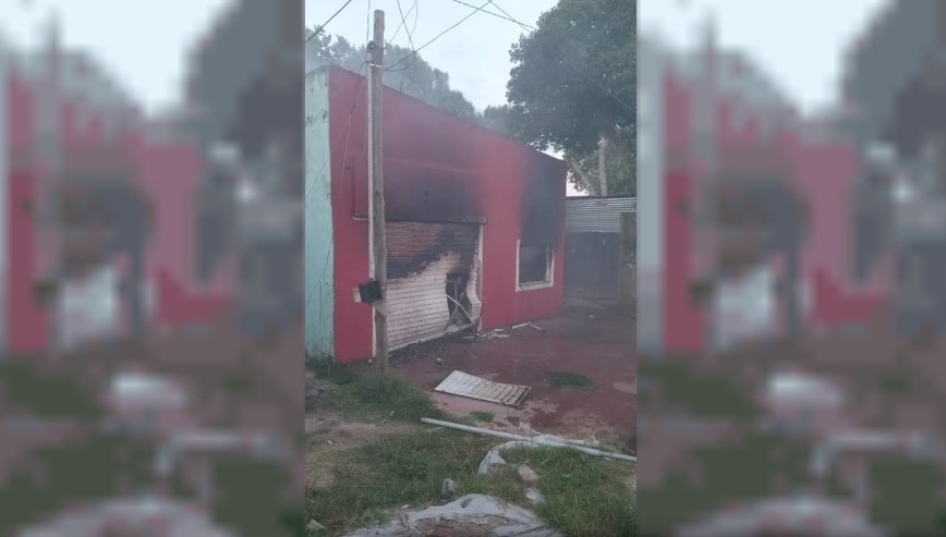 Tragedia en Los Hornos: murieron tres hermanos, dos de ellos de 4 y 7 años, en un incendio | Actualidad