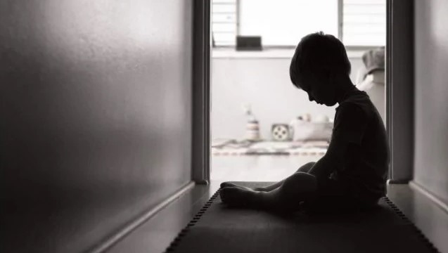 Aumento de la depresión en chicos: pediatras insisten por más presencia adulta y menos pantallas | Actualidad