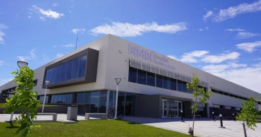 Nacieron trigemelas, un caso que se da en 200 millones de nacimientos | Actualidad