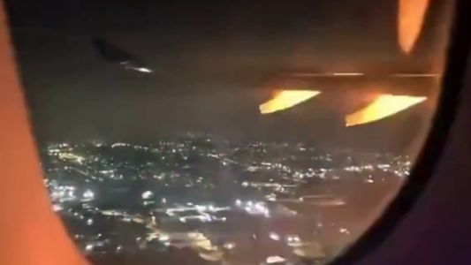 Explotó la turbina de un avión en pleno despegue en Brasil