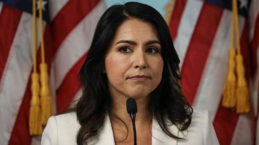 “El régimen iraní parece estar intacto, pero muy debilitado”, dice la directora de Inteligencia de Estados Unidos