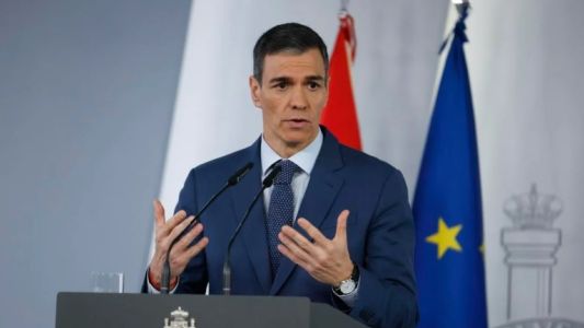 El Gobierno de España baja al 10% el IVA de los combustibles y prohíbe los despidos