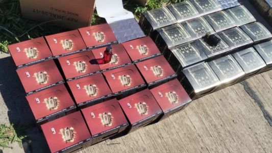 Vendían perfumes árabes truchos, quedaron detenidos y casi 2 mil frascos fueron secuestrados