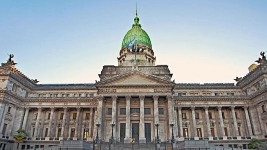 Senado debate reforma de Salud Mental: flexibilizan internaciones y psiquiatras con un rol central