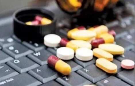 Farmacéuticos rechazan la venta online de medicamentos recetados y denuncian a Ministerios de Salud y de Desregulación