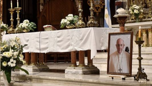 A un año de la muerte del papa Francisco, la Iglesia prepara una serie de homenajes