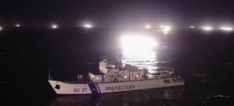 Prefectura sorprende a un buque de bandera portuguesa pescando ilegalmente en el Mar Argentino