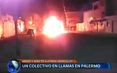 Asi se incendió el colectivo en Palermo