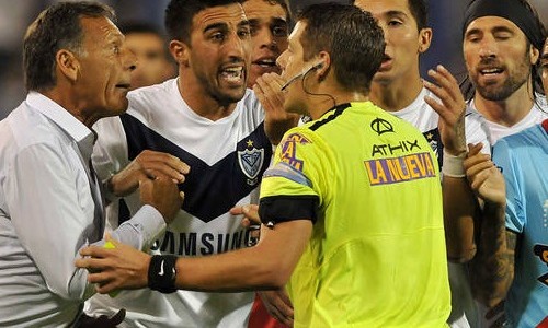 Marginan al árbitro Delfino por "procedimiento desprolijo"