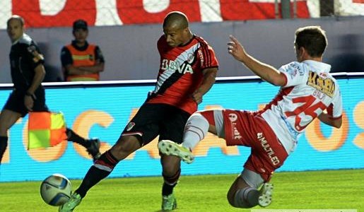 Huracán, campeón de la Supercopa Argentina
