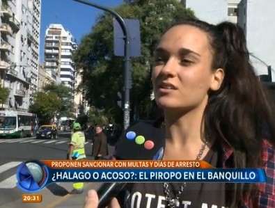 ¿Halago o piropo?: el piropo en el banquillo