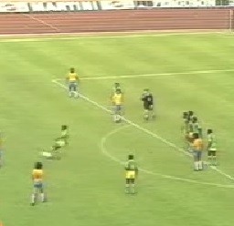 Murió el jugador de Zaire que protagonizó la jugada más insólita de los mundiales