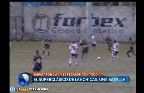 El Superclásico de las chicas, también a las patadas