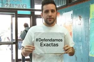 Uno de los universitarios que le ganó a Harvard pide fondos para su facultad