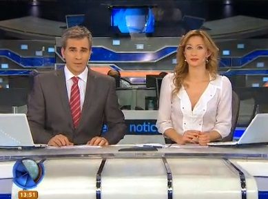 Telefe Noticias a las 13 / Bloque 2 / 04/06/2015