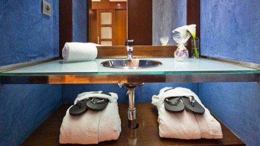 Los argentinos son los que más roban objetos de los hoteles