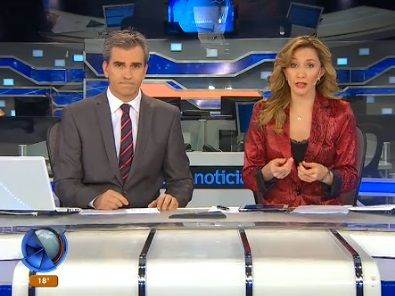 Telefe Noticias a las 13 / Bloque 1 / 08/06/2015 (1)