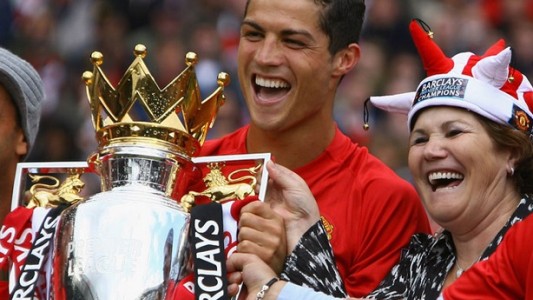 Retienen en el aeropuerto de Barajas a la madre de Cristiano Ronaldo con 55.000 euros