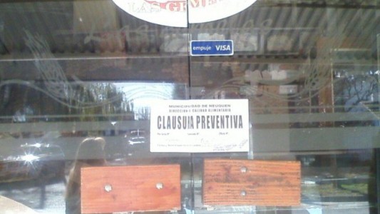 Una panadería vendía facturas con excremento de ratas en Neuquén