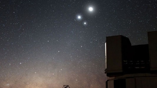 El show del cielo: El sábado a la noche se podrá ver en triángulo la Luna, Venus y Júpiter