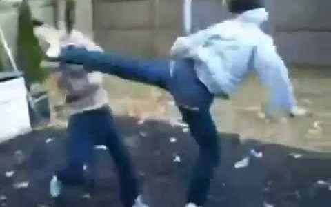 Un judoca le quebró los dos brazos a un ladrón