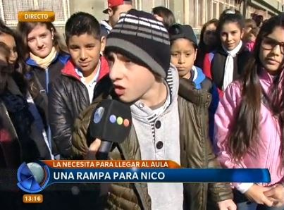 Una rampa para que Nico pueda ir a clase