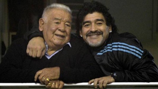 Se descompensó el padre de Diego Maradona