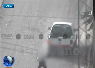 Atropelló y escapó del lugar