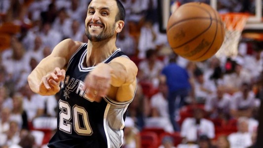 Manu Ginóbili confirmó en redes sociales que jugará una temporada más en San Antonio Spurs