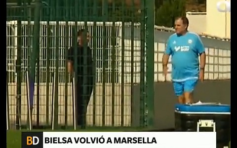 El "Loco" Bielsa volvió a Marsella