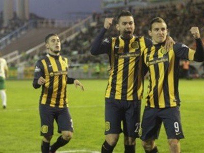 Central ganó en Mar del Plata y se afirma en la pelea