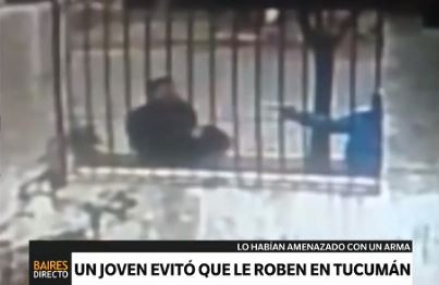 Evitó que motochorros le roben su bolso y su celular