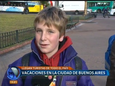 Vacaciones en la ciudad de Buenos Aires, los chicos visitan la capital por primera vez