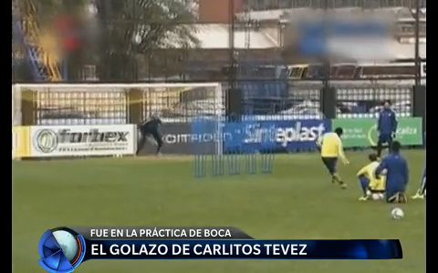Tévez también hace goles de tiro libre, en las prácticas