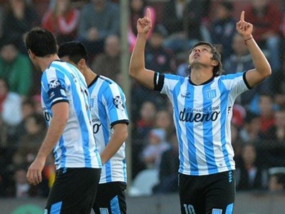 Racing "recuperó el alma" y se trajo tres puntos de Santa Fe