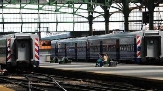 Se levantó el paro de trenes previsto para mañana