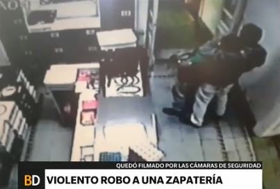 Violento robo a una zapatería