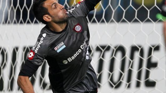 El emotivo recibimiento de la hinchada de San Lorenzo a Sebastián Torrico