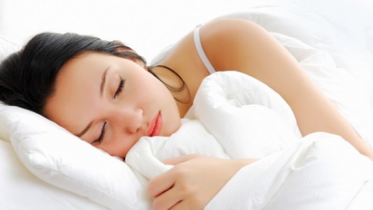 ¿Cuál es la mejor postura para dormir?