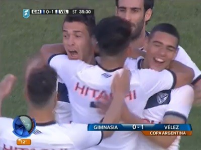 Vélez venció a Gimnasia en polémico final y avanzó en la Copa Argentina