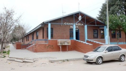 Obligó a su ex a jugar a la ruleta rusa y se mató