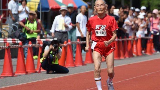 El japonés que batió el récord de los 100 metros en mayores de 105 años