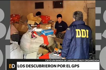 Banda descubierta por un GPS
