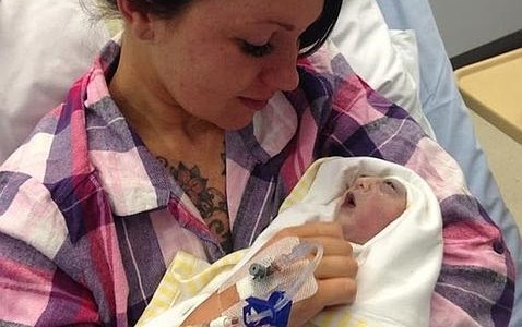 El bebé que vivió 100 minutos y salvó muchas vidas