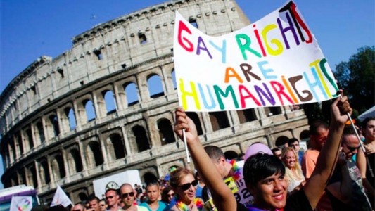 Proyecto de ley sobre uniones civiles homosexuales llega al Senado italiano