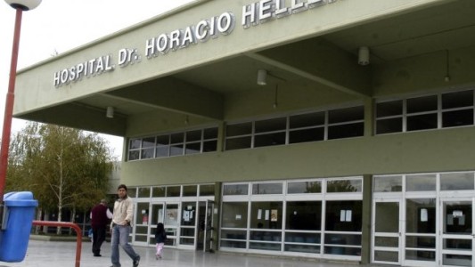 La golpeó con una silla y luego la torturó con una lapicera